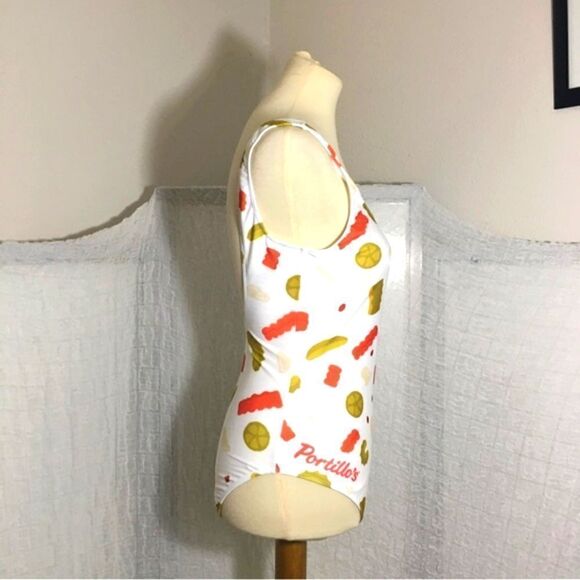 Portillo’s NWOT Fun Pepper Print One Piece Swimsuit Size Medium - Picture 3 of 10